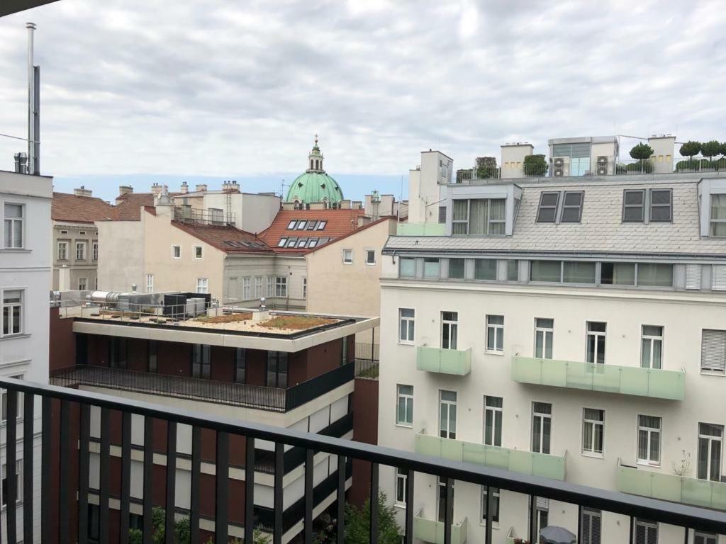 Moderne trifft Tradition im Herzen Wiens Exterior foto